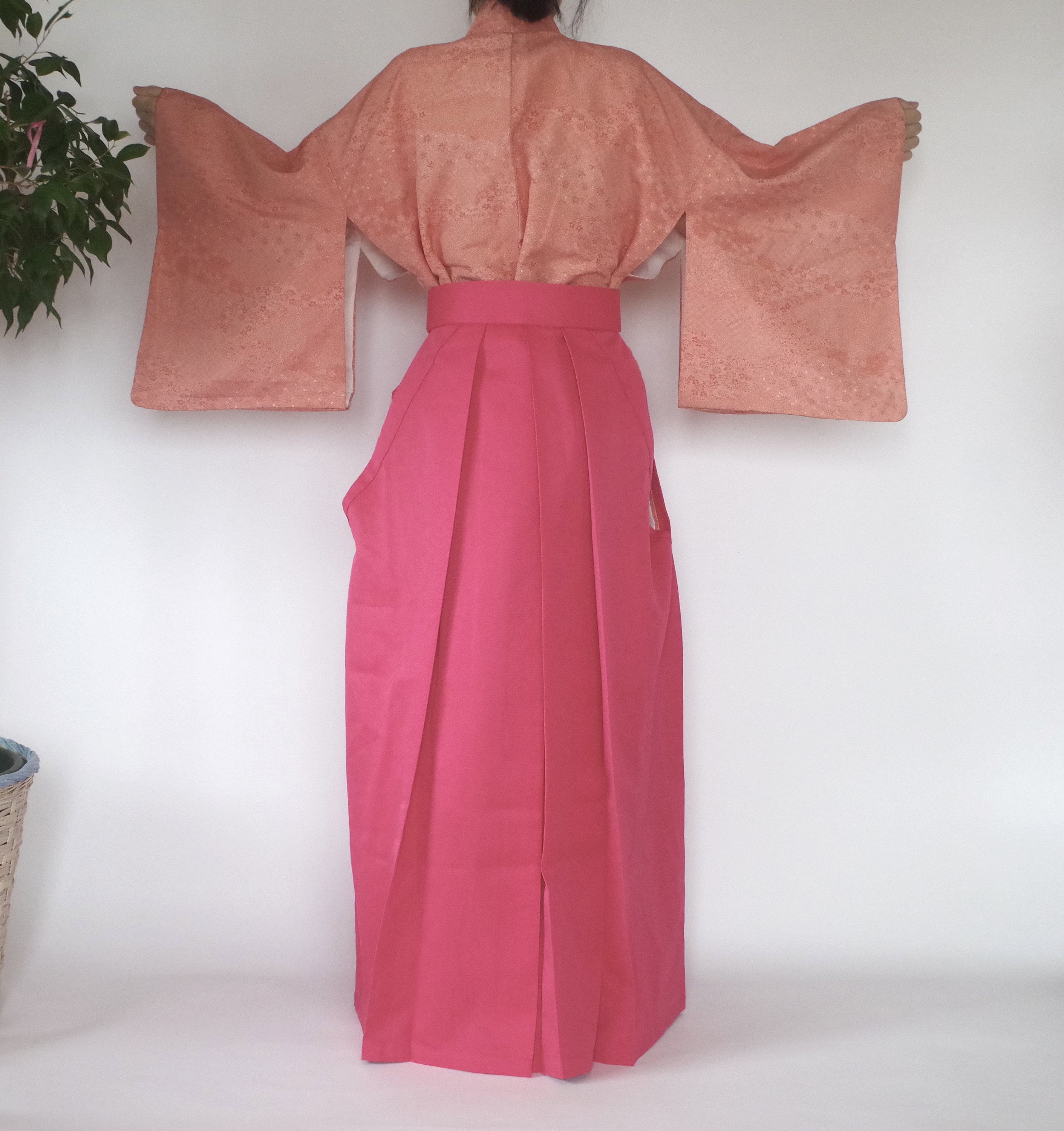 HAKAMA and KIMONO fashion women's It is a feature | Etsy