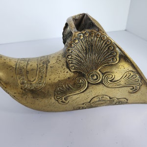 Conquistador Brass Stirrup