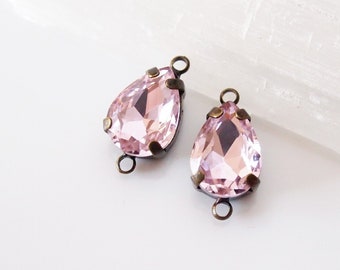 2 Glass Connectors Faceted Tear Drops Double Loop Colour Rose Pink Metal Is Antique Brass Tone  Size 14x10mm