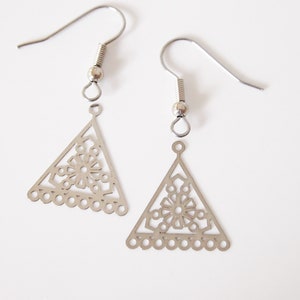 30 Earring Connectors Triangle Shape Metal Stampings Laser Cut Shiny Silver Tone Size 21 x 19mm