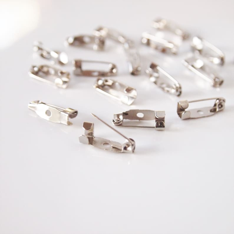 20 Small Brooch Pins Brooch Backs Silver Tone One Hole DIY Etsy