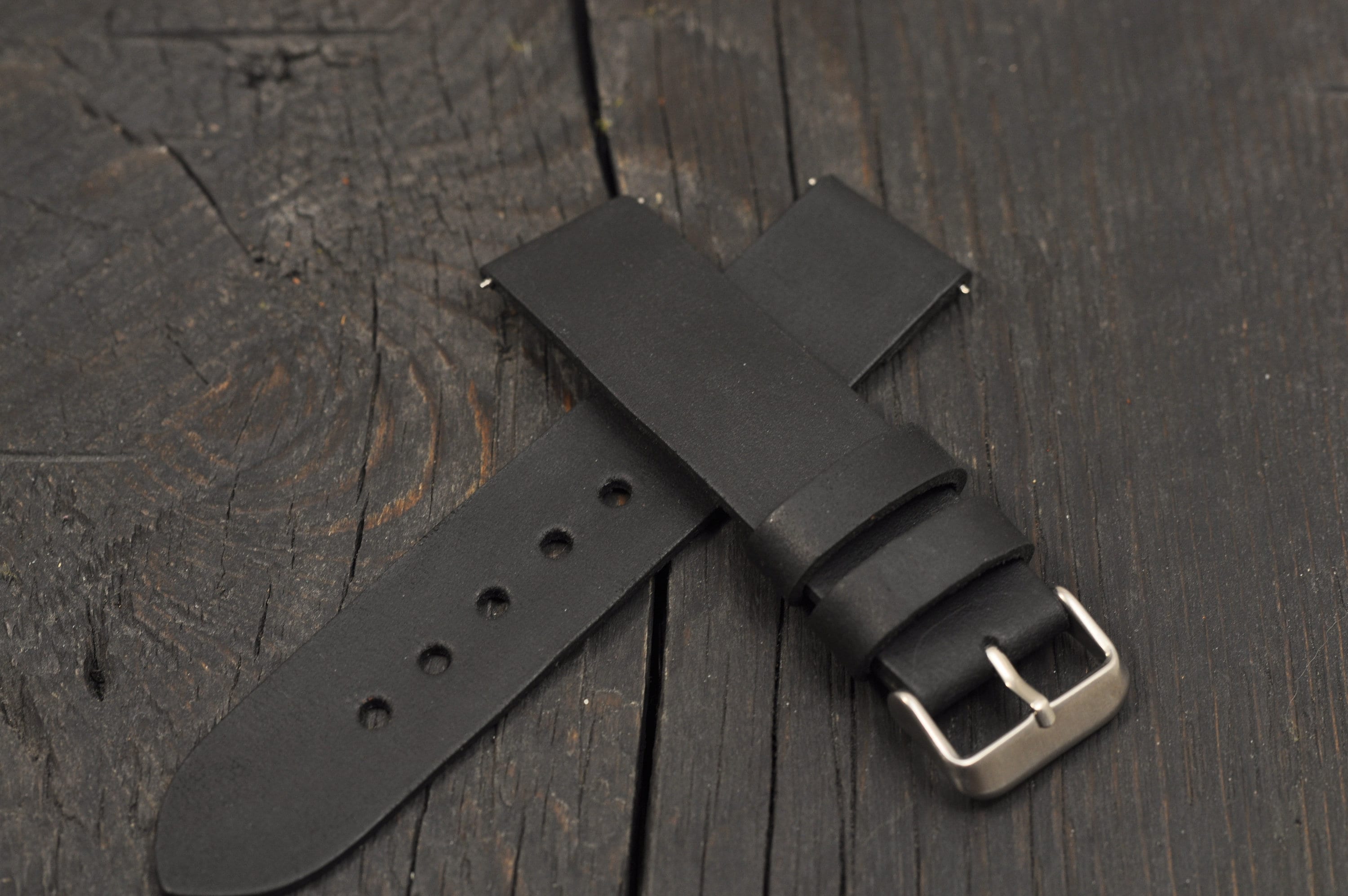 thin leather watch strap
