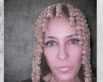 Gold Perlen Headpiece - Eine Göttin Statement Krone Nachhaltig aus übrig gebliebenem Schmuck hergestellt