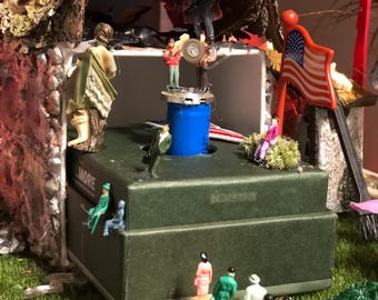 Personalisierte Memorabilia Memory Skulptur: Upcycled Andenken Kunst von Ihren Schätzen