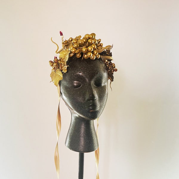 headpiece with grapes