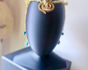 Cleopatra Jewelry: Wire-Crocheted Egyptian Crown with Scarabs