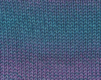 Free Pattern! Knitting Fever Painted Sky Gradient Superwash Worsted Weight Yarn