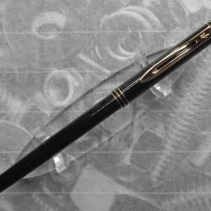 Waterman Exclusive fountain pen - Black 18K Fine nib