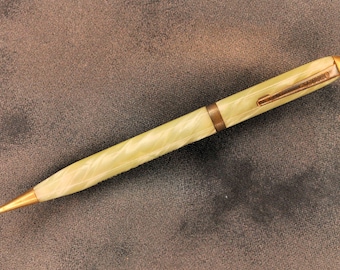 Osborne mechanical pencil - Cream swirl thin lead