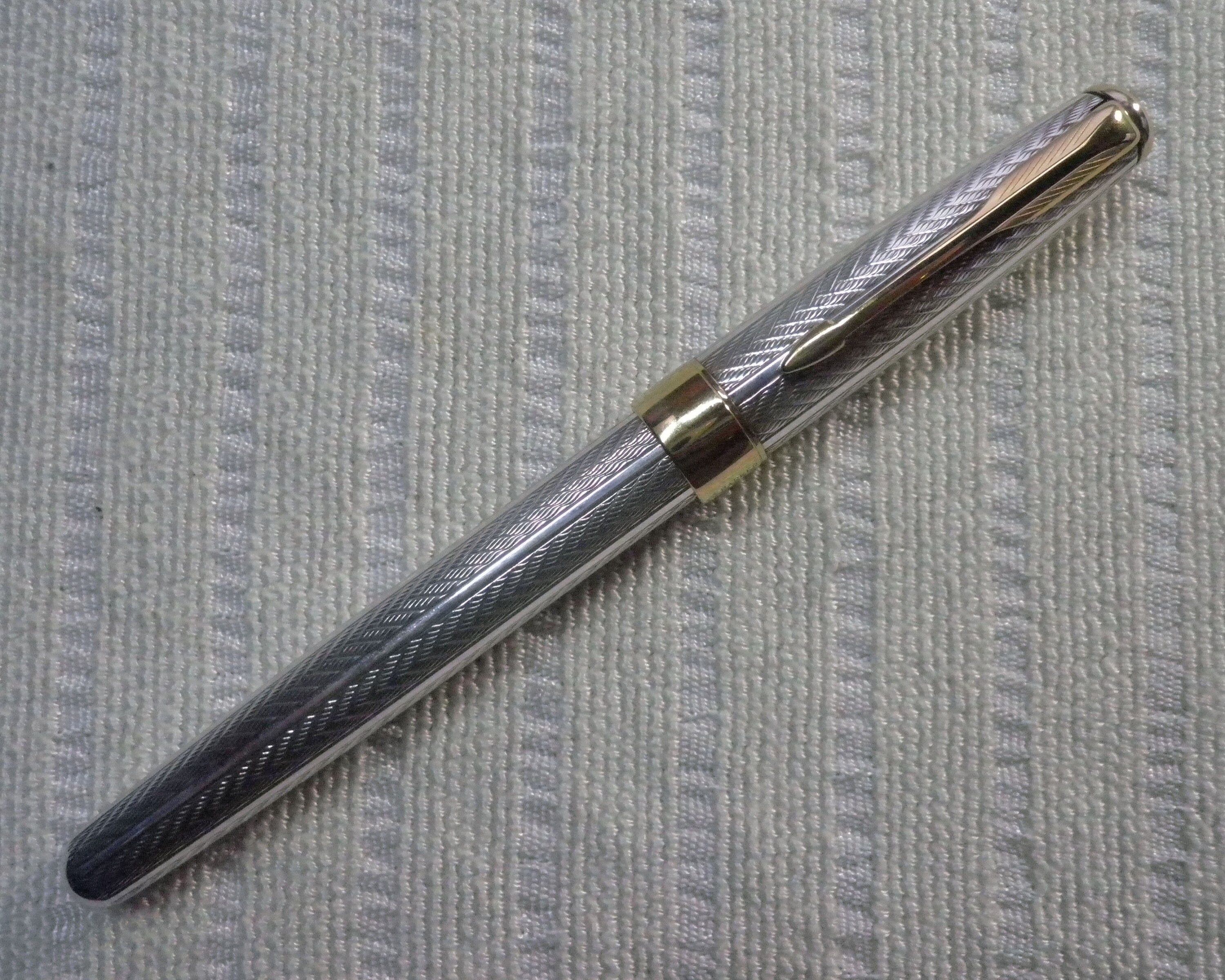 Parker Sonnet Fountain Pen - Sterling Silver Fougère 18K Parker Sonnet Fountain Pen - Sterling Silver Fougère 18K