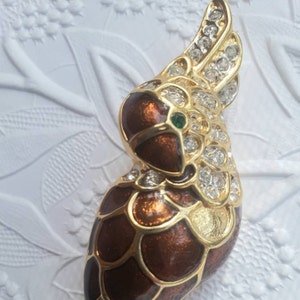 Parrot brooch and Pendant. Vintage. Encrusted with Rhinestones and Shimmer Enamel. Gold Plated. Large Parrot Brooch Pin.