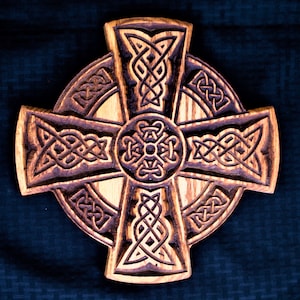 Celtic Cross Circle; Cross; Wood wall Cross