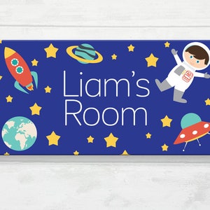 Kid&#39;s Astronaut Door Sign, Personalized Door Plaque for Boys, Outerspace Theme, Space Decor, Space Door Hanger, UFO, Rocketship, Planets