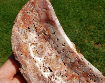 Pink Lace Agate Moon Bowl - Balance Physical, Mental, Emotional - Pink Agate Crystal Moon Shaped Bowl Healing Gemstones