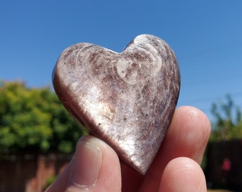 Flashy Mica Heart - High Quality Purple Mica - Helps Through Transitions, Stress Relief, Calming - Flashy Lepidolite Heart Healing Gemstone