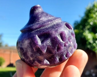 Lepidolite Pumpkin - Helps You Through Change, Anti-Anxiety, Calming, Relaxing - Purple Jack O Lantern with Witch Hat Halloween Stone