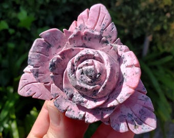 Peruvian Rhodonite Flower - Emotional Healing, Forgiveness, Compassion, Grounding, Balance - Pink Crystal Flower Statement