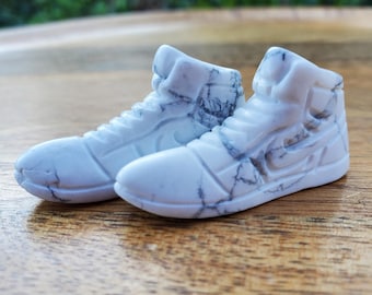Small Howlite Jordan Shoes with Box - Calm, Confidence, Emotional Healing - Howlite Crystal Shoes Healing Crystals Gemstones