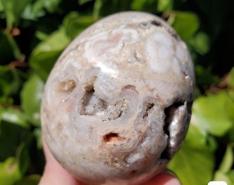 Druzy Agate Egg - Balance of the Physical, Mental & Emotional - Agate Crystal Egg Carving Healing Gemstone