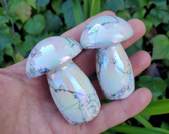 Aura Howlite Mushroom - Calm, Confidence, Emotional Healing - Howlite Crystal Mushroom Carving Healing Gemstones