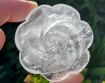 Quartz Flower Carving - Counteracts the Negative, Energizes Positive Energy - Clear Quartz Rose Carving Crystal Flower Healing Stone