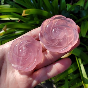 Rose Quartz Rose - Unconditional Love, Compassion, Self Love - Pink Crystal Rose Carving Stone Healing Crystals Gemstones