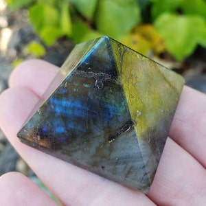 Small Labradorite Pyramid - Spiritual Connection and Awareness - 1.5&quot; Square Crystal Healing Pyramid Gemstone