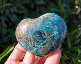Chunky Blue Apatite Heart - Intuition, Mental Clarity, Manifestation - Puffy Blue Crystal Heart Healing Gemstones