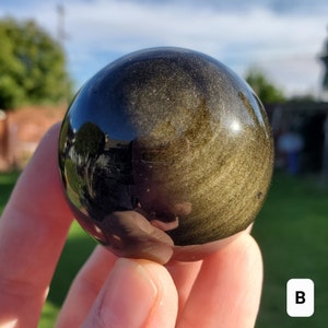 Gold Sheen Obsidian Sphere - Selbstreflexion, Freigabe negativer Energien - Obsidian Black Crystal Ball Heilsteine