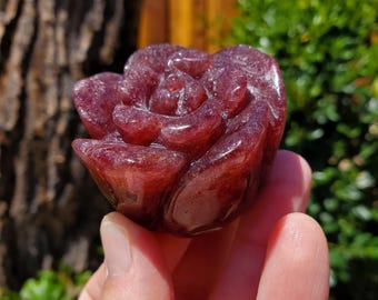 Sparkling Strawberry Quartz Rose Bud - Universal Love, Gratitude, Generosity, Compassion - Tanzberry Flower Carved Stone Healing Crystal