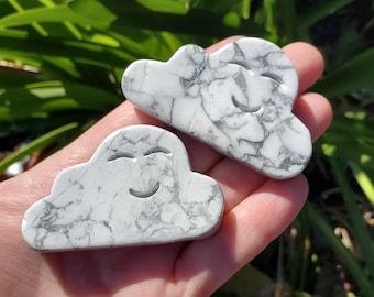 Happy Howlite Cloud - Calm, Confidence, Emotional Healing - Cute Crystal Cloud with Happy Face Carving Healing Crystals Gemstone
