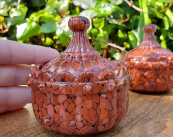 Red Jasper Trinket Jar | Handmade Resin Jar with Red Jasper Chip Stones - Cellular Healing, Creativity, Reflection - Red Room Stash Jar