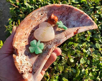 Pink Lace Agate Crescent Moon Tray- Balance Physical, Mental, Emotional - Agate Crystal Moon Display Tray for Trinkets Healing Decor