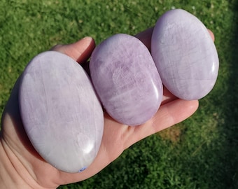 Flashy Kunzite Palm Stone - Inner Peace, Wisdom, Confidence, Understanding, Love - Pink Purple Crystal Healing Gemstone