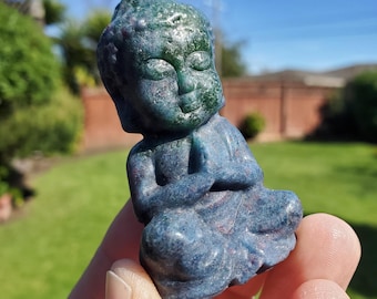 Glowing Ruby Kyanite Buddha - UV light included - Focus, Positivity, Balance Emotions - Ruby in Kyanite Crystal Buddha Healing Gemstone