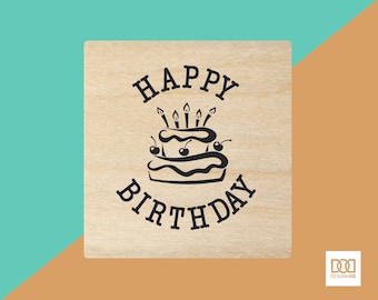 Pastel de cumpleaños feliz - sello de goma de 3 cm (DODRS0125)