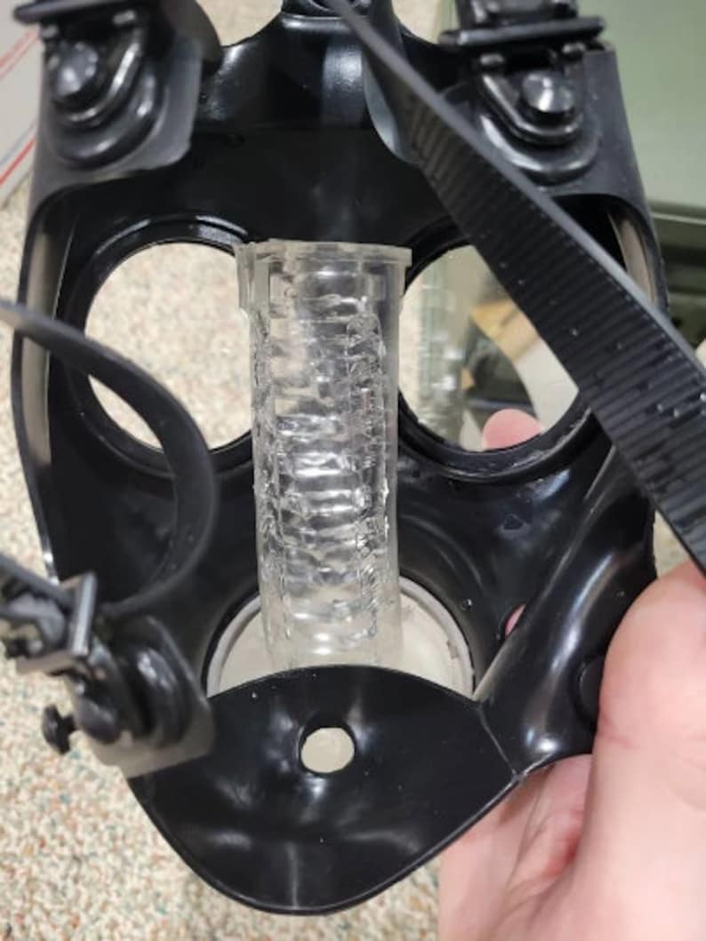 Fleshlight gas Mask. Rubber Military surplus fetish wear. Etsy Portugal
