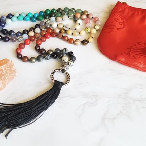 108 Bead Knotted 7 Chakra Mala Rainbow Necklace or Wrap Bracelet, Balancing, yoga, Meditation, Pink Himalayan Salt Rock, Yogi Christmas Gift image 3
