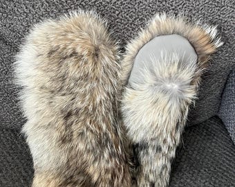 Real Coyote Fur Mittens - Leather Palms - Fleece lined