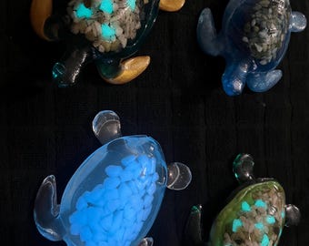 Sea turtle paper weight with glow stones