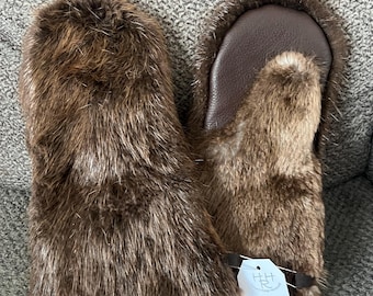 Real Beaver Fur Mittens - Leather Palms- Fleece lined