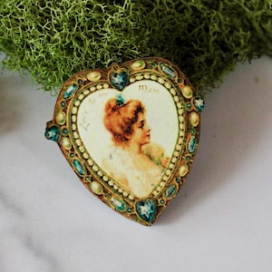 spilla a cuore, spilla a cuore, San Valentino, amore, spilla d'amore, cuore vintage, spilla per cartolina vintage, regalo, regalo per lei, spilla sotto i 10, gioielli