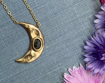 gold crescent moon necklace // labradorite // gift // gift for her // necklace // gold jewelry // jewelry // gold necklace // summer