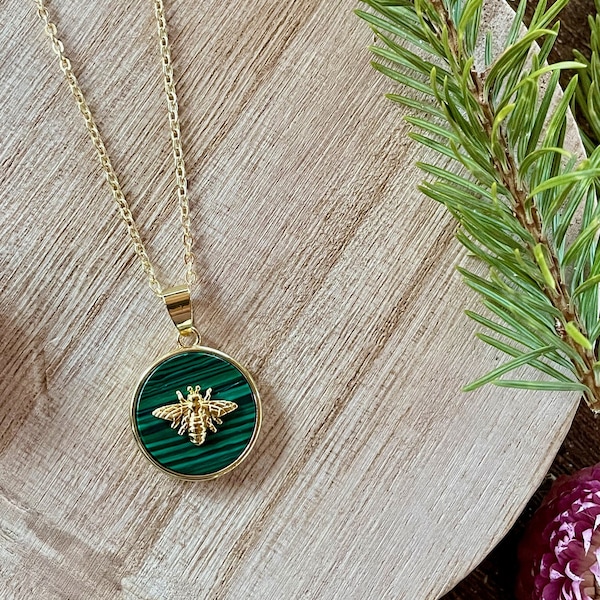 honey bee necklace, malachite, bee necklace, gold necklace, gift for her, jewelry, necklace, gift, mothers day, gold jewelry, honeybee