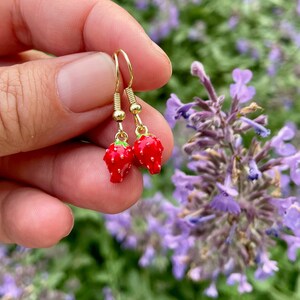 strawberry dangle earring, gold dangle earrings, hypoallergenic, gift, gift for her, summer, fruit jewelry, strawberry, berry
