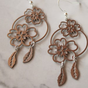 silver floral earrings, flower earrings, earrings under 20, gift, gift for her, flower, holiday, dangle earring, silver dangles