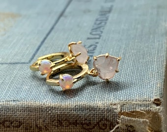 Pendientes de aro con corazón de cuarzo rosa // Pendientes de oro // Pendientes de dama de honor // Regalo para ella // Festividades // Día de San Valentín