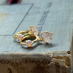 rose quartz heart huggie earrings // gold earrings // bridesmaid earring // gift for her // holiday // valentines day