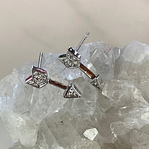 sterling silver arrow stud earrings, arrow earrings, silver earrings, silver stud earrings, jewelry, gift, gift for her, hypoallergenic