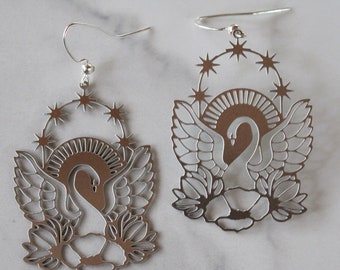 swan earrings, silver swanearrings, earrings under 20, gift, gift for her, dangle earring, summer jewelry, mythology earring, swan